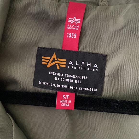 Alpha Industries jacket - Picture 2 of 5